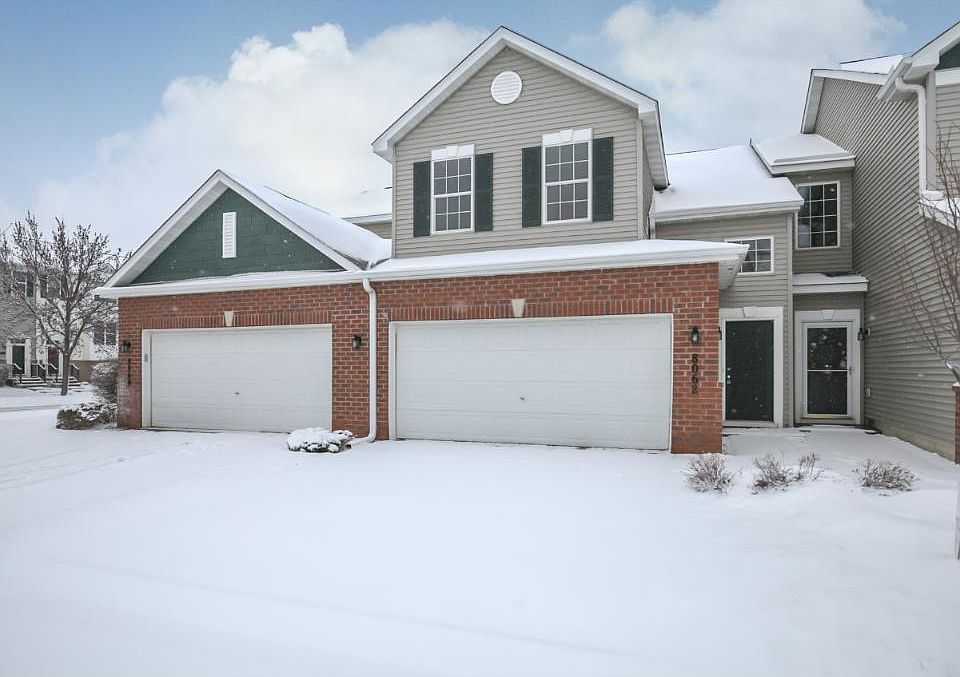1st image of 8062 Stratford Cir S