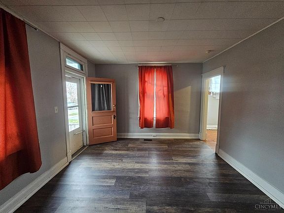 2nd image of 3611 Puhlman Ave
