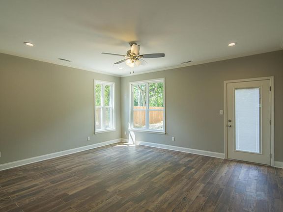 5th image of 3813 Kingwood Cir #16