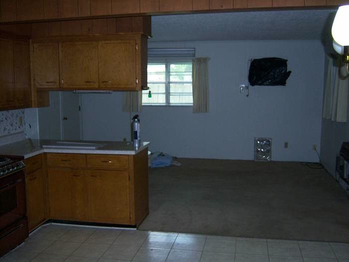 2nd image of 602 21st Ave N