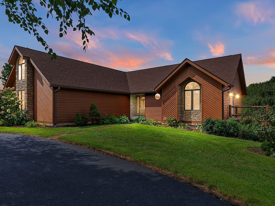 1st image of 1532 Curtis Pike