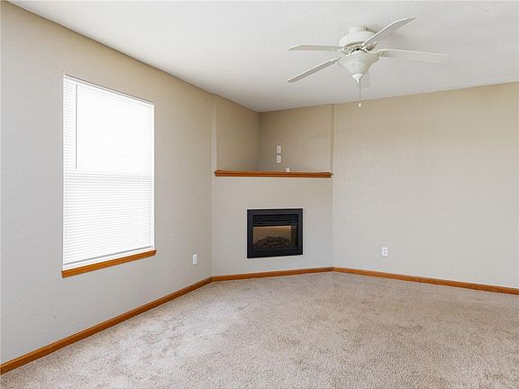 5th image of 3125 NW Gateway Dr