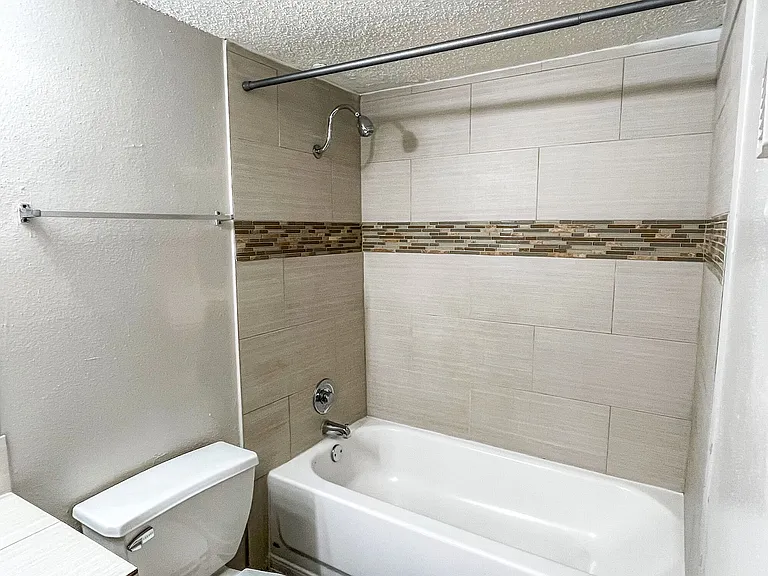 Landings At Northpoint — Photo 38