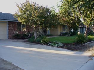 5174 Trail Canyon Dr, Jurupa Valley, CA 91752