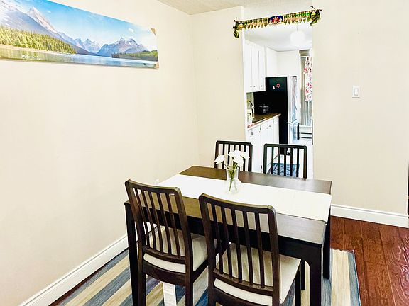 5th image of 21 Knightsbridge Rd Unit 1205