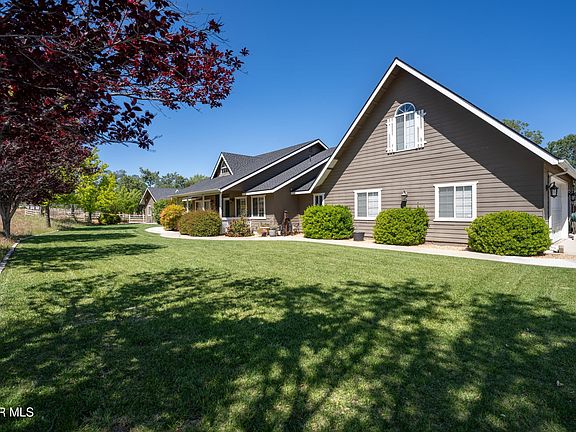 3rd image of 20761 Schout Rd