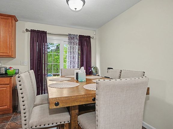 4th image of 41 Boston Rd #482