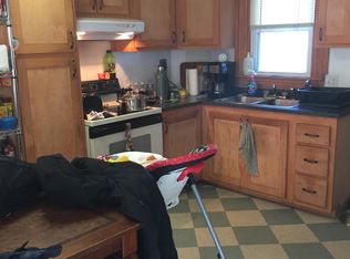 27 Maxson St APT 1, Ashaway, RI 02804