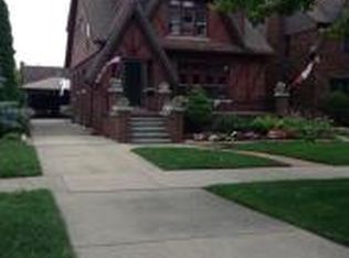 7822 E Morrow Cir, Dearborn, MI 48126