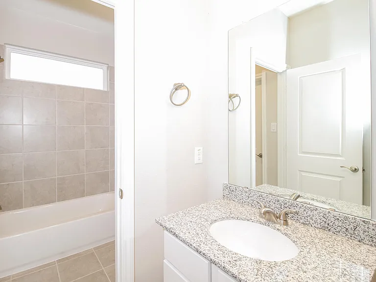 The Residences at Rayzor Ranch — Photo 44