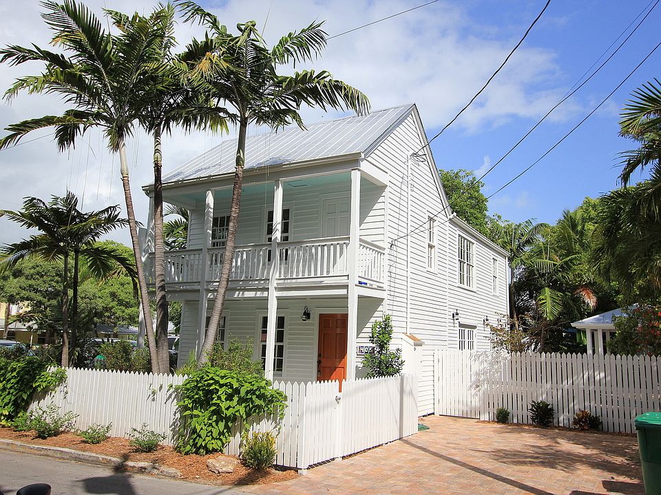 1st image of 405 Olivia St