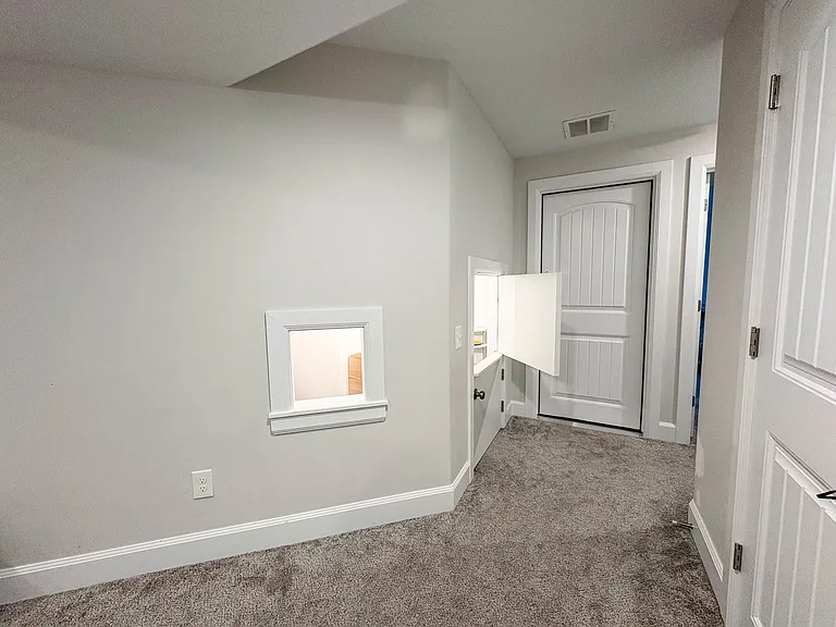 98 N 1650 E — Photo 26