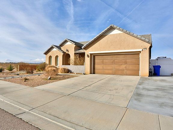 2nd image of 10914 Cochita St
