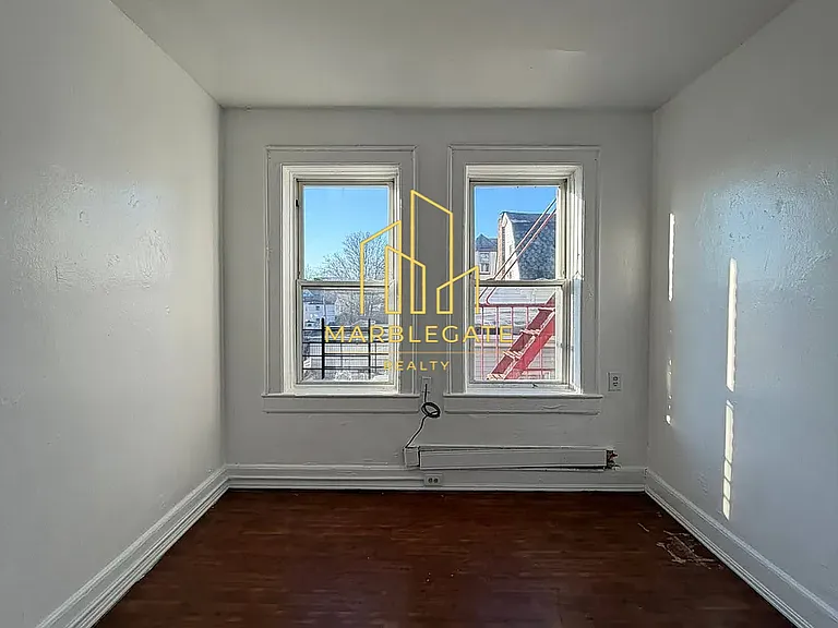 280 Verona Ave #V55 — Photo 5