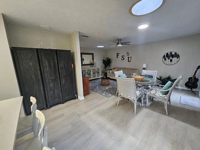 317 Westwood Dr — Photo 8