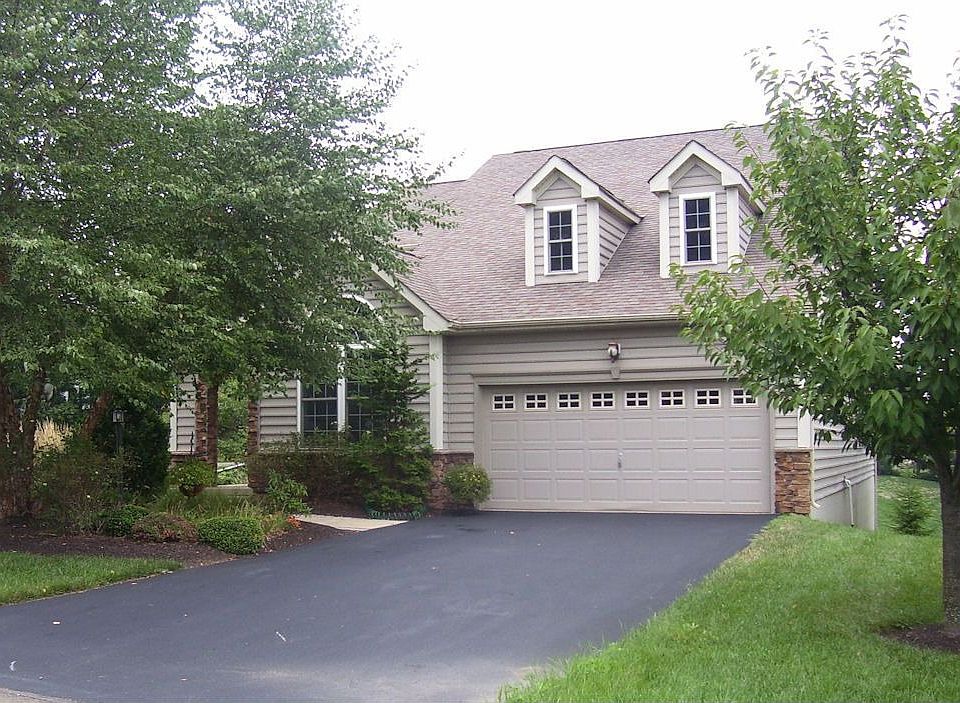 2nd image of 101 Pine Valley Dr