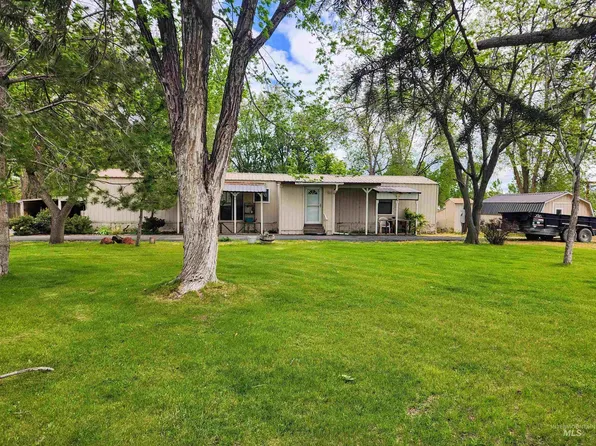 18782 Fargo Rd, Wilder, ID 83676