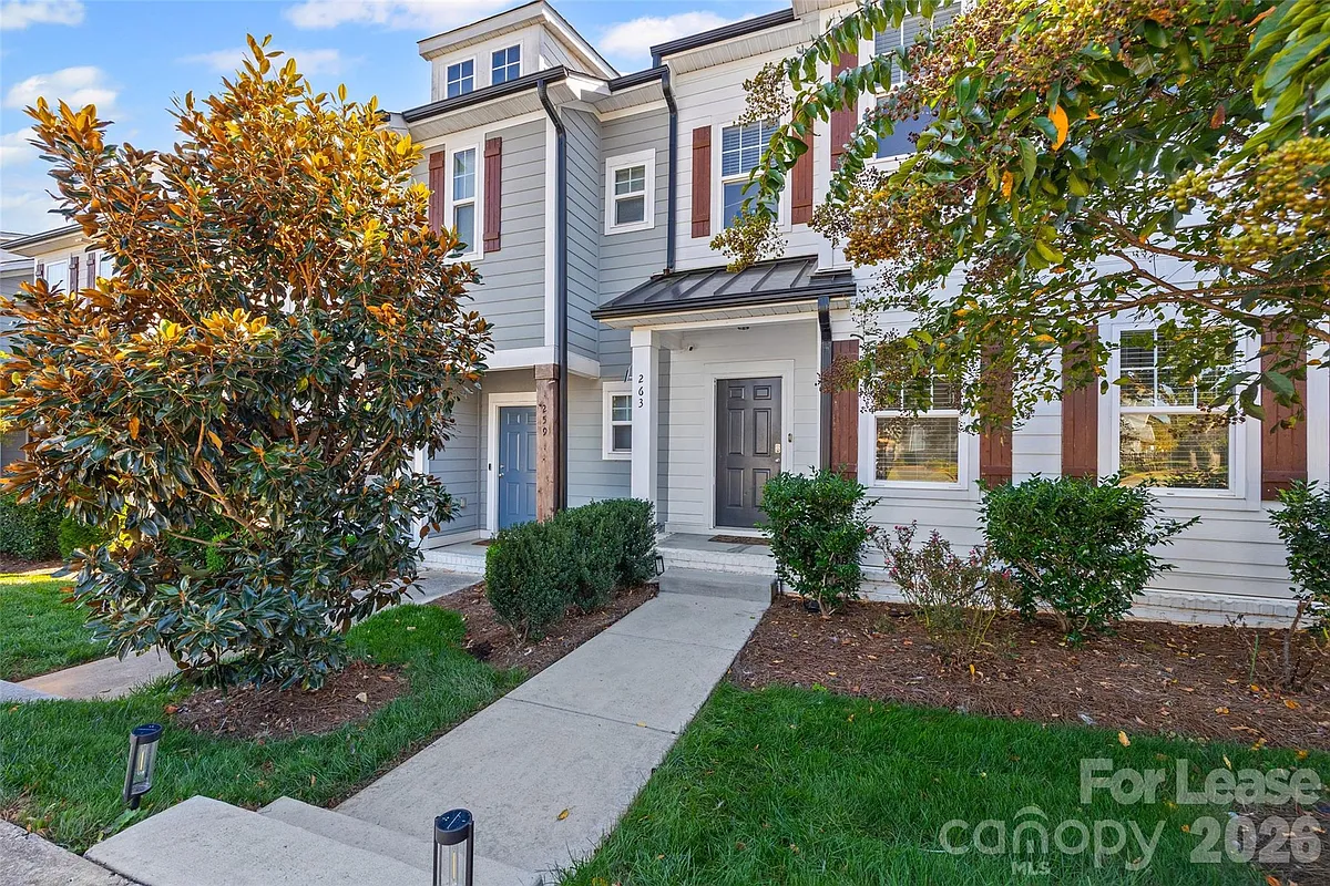Photo 2 of 41 - 263 Keener Blvd #9 - Belmont, NC Building Photo - 263 Keener Blvd #9