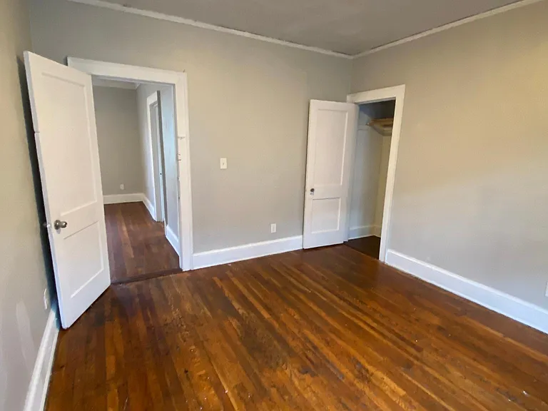 121-123 Irving St #3 — Photo 7