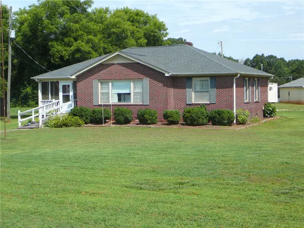 1430 Grady Hall Rd, Anderson, SC 29626