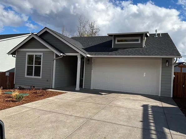 9344 Glory Ct NE, Salem, OR 97305
