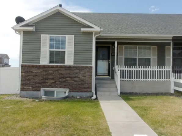 525 Queens Rd, Cheyenne, WY 82007