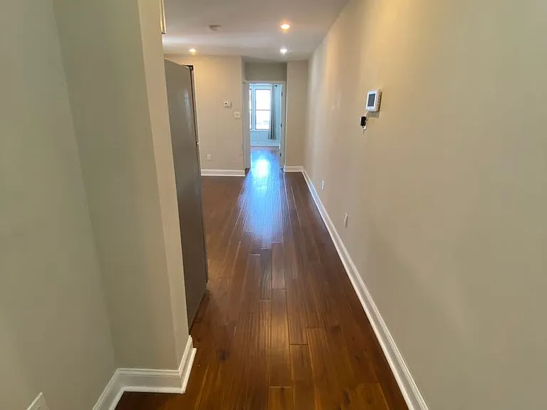 1639 S Broad St — Photo 12