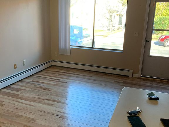 5th image of 450 Woonasquatucket Ave APT 1