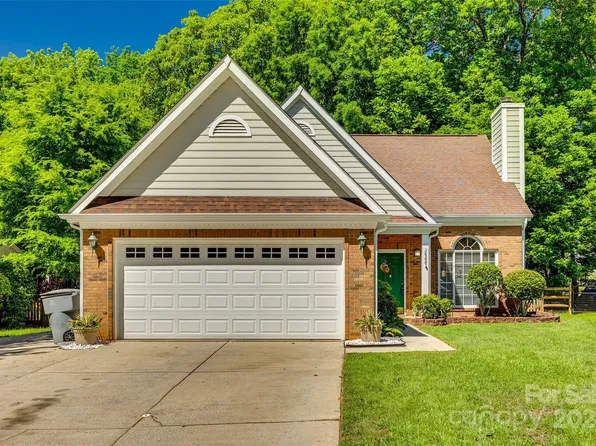 12308 Terrick Ct, Charlotte, NC 28273