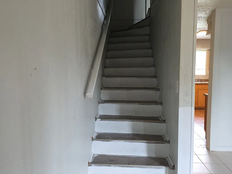 127 Shadybrook Dr #5 — Photo 6