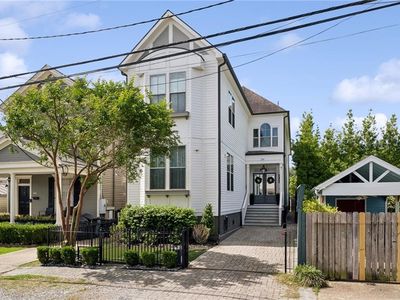 6124 Camp St, New Orleans, LA, 70118