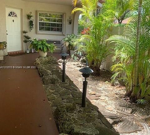 2nd image of 1340 Seagrape Cir #1340