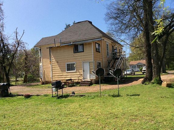 2nd image of 614 N Miller St