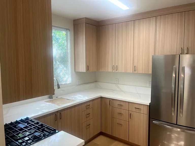 5724 & 5726 Lemona Ave — Photo 11