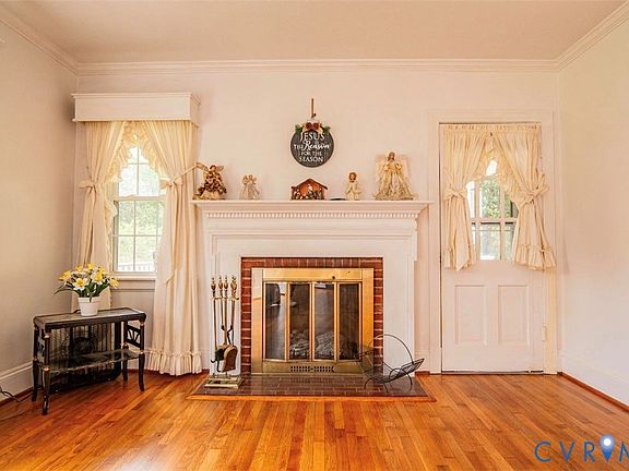 4th image of 421 Laurel St