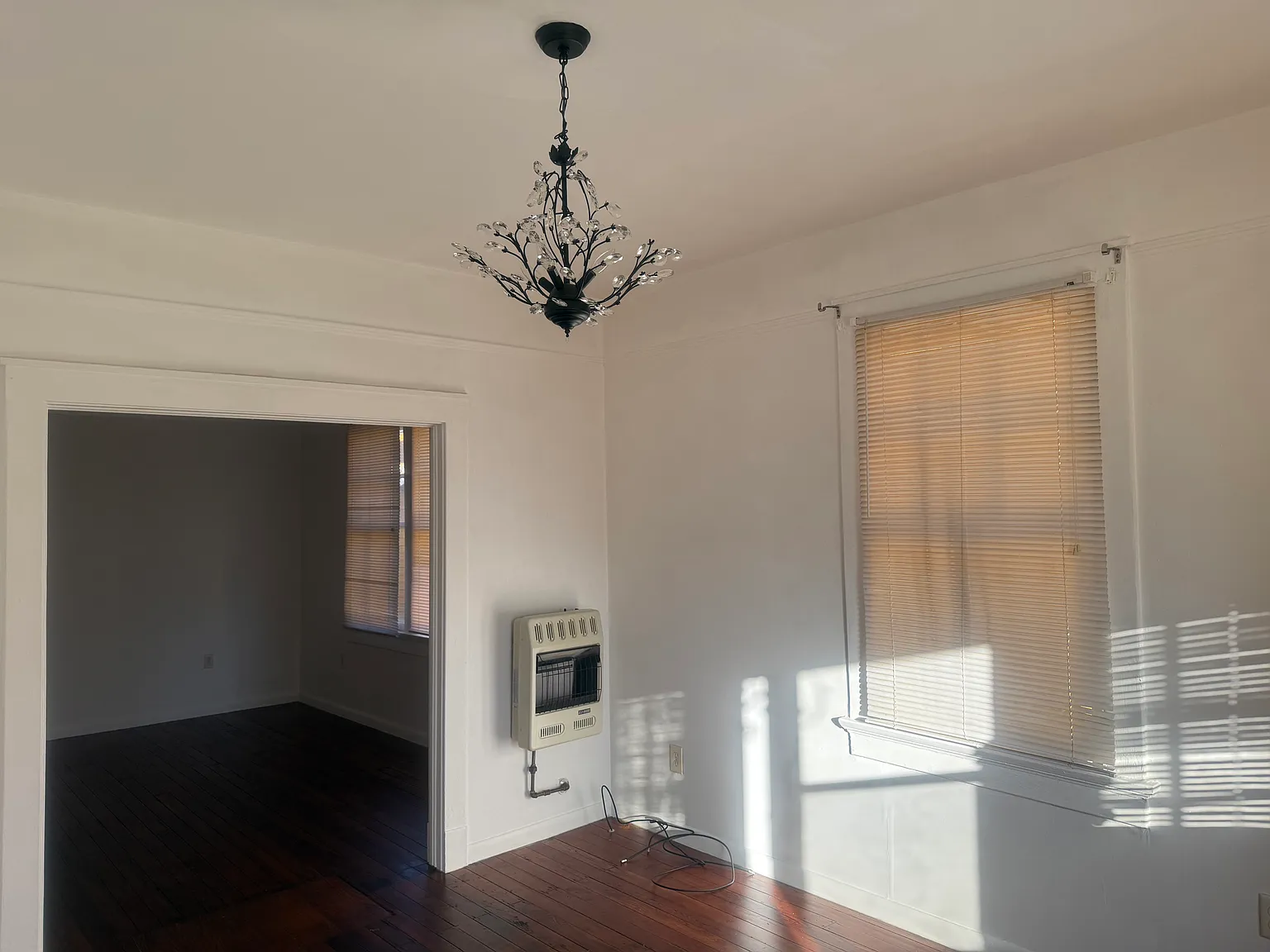 2 bed, $1,300 — Photo 2