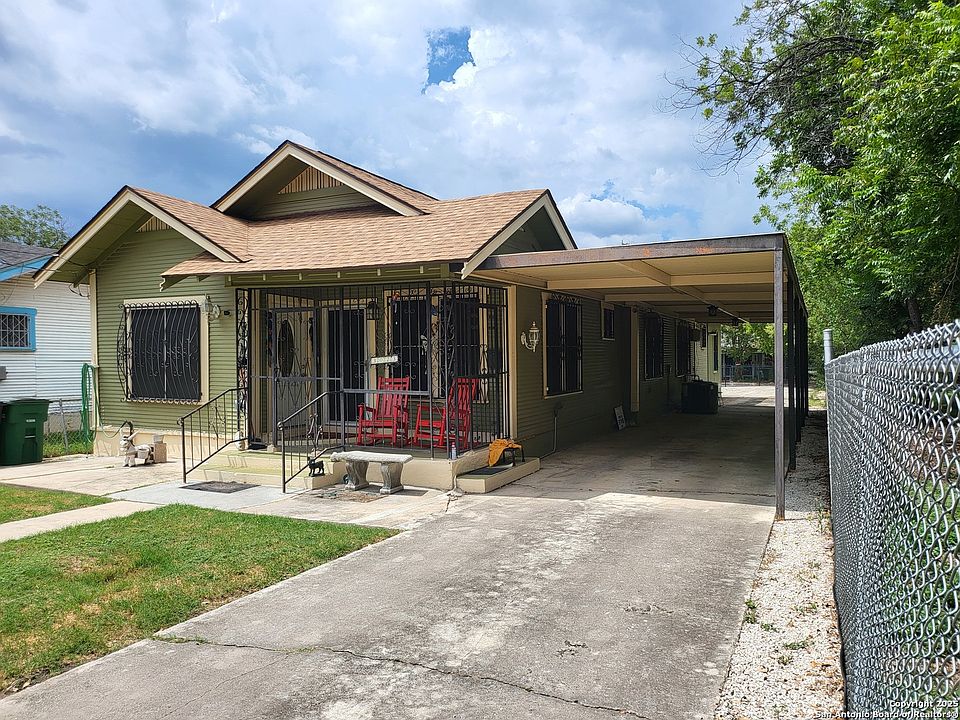 1st image of 3023 W Travis