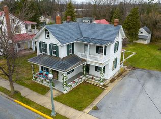 515 E Main St, Lititz, PA 17543