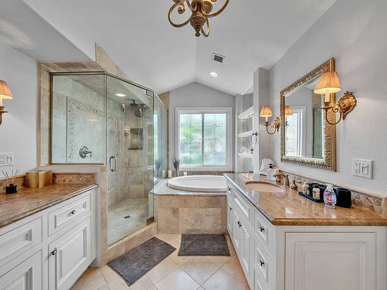 20 Coldbrook — Photo 15