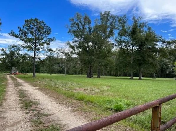 55064 Hano Rd, Independence, LA 70443