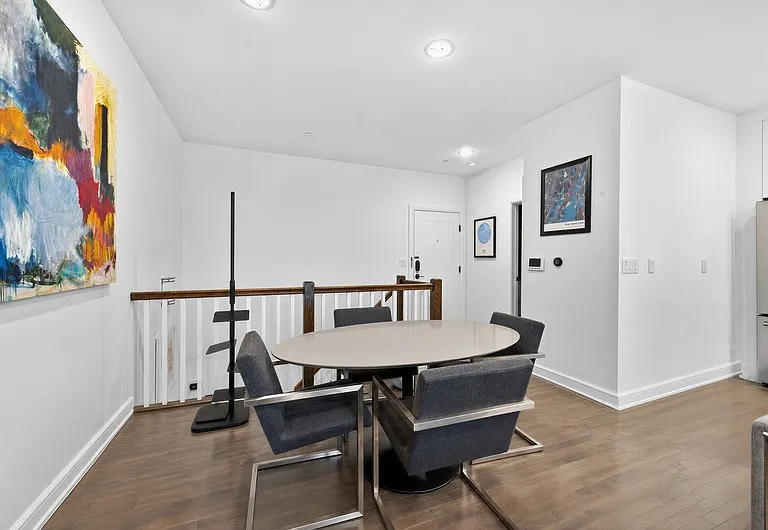 974 Summit Ave #409 — Photo 6