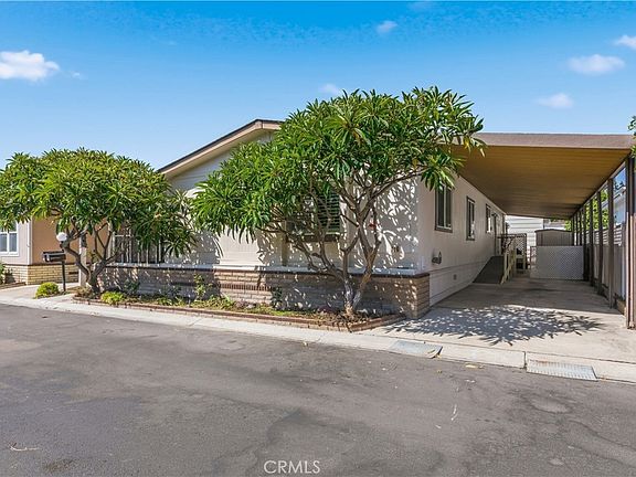 2nd image of 5200 Irvine Blvd Space 116