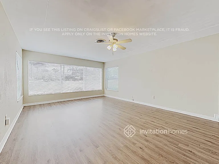 1063 Indian Rocks Rd S — Photo 3