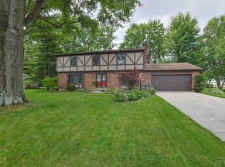 8001 Deershadow Ln, Cincinnati, OH 45242