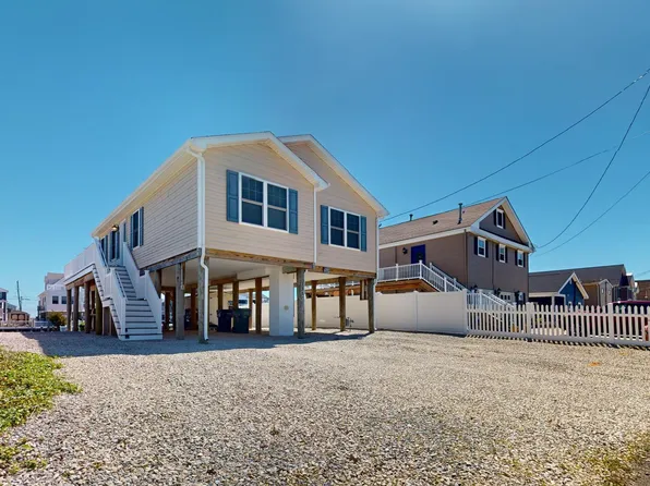 137 S Longboat Dr, Little Egg Harbor, NJ 08087