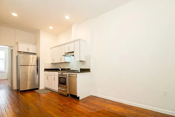 Rented by EXR | media 21