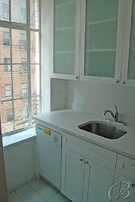 Rented by Bellmarc Realty | media 6