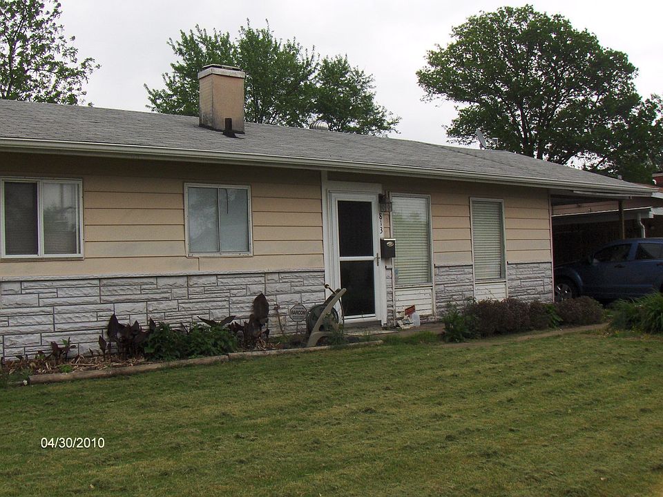 1st image of 813 Saint Thomas Ln