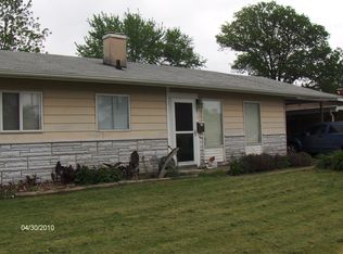 813 Saint Thomas Ln, Cahokia, IL 62206