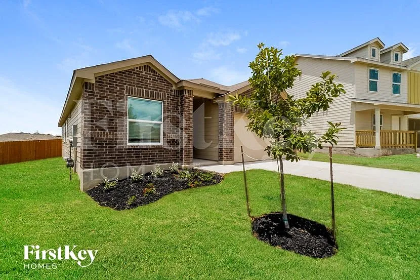 Building Photo - 13003 Rosemary Cv